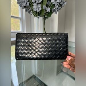 Bottega Veneta EUC Black Leather Key & Card Holder